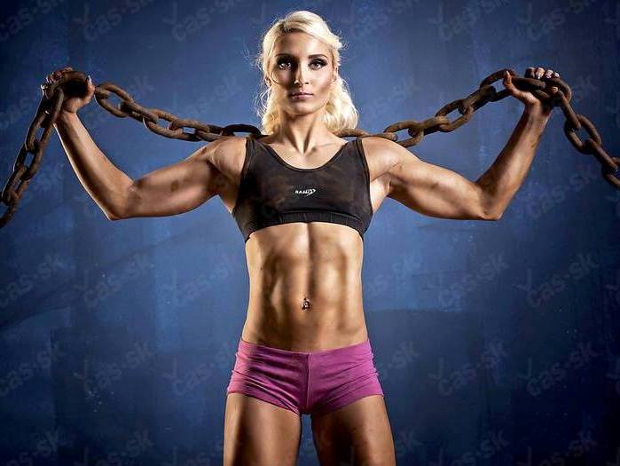 Dievča z malého Slovenska dobíja veľký svet fitnes