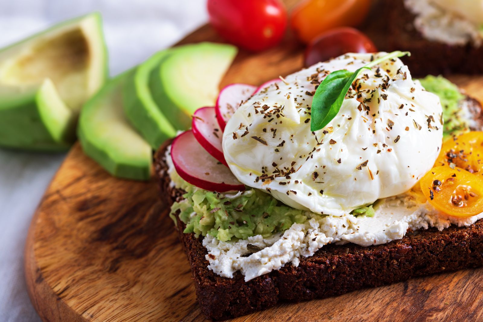 Cottage toast avocado